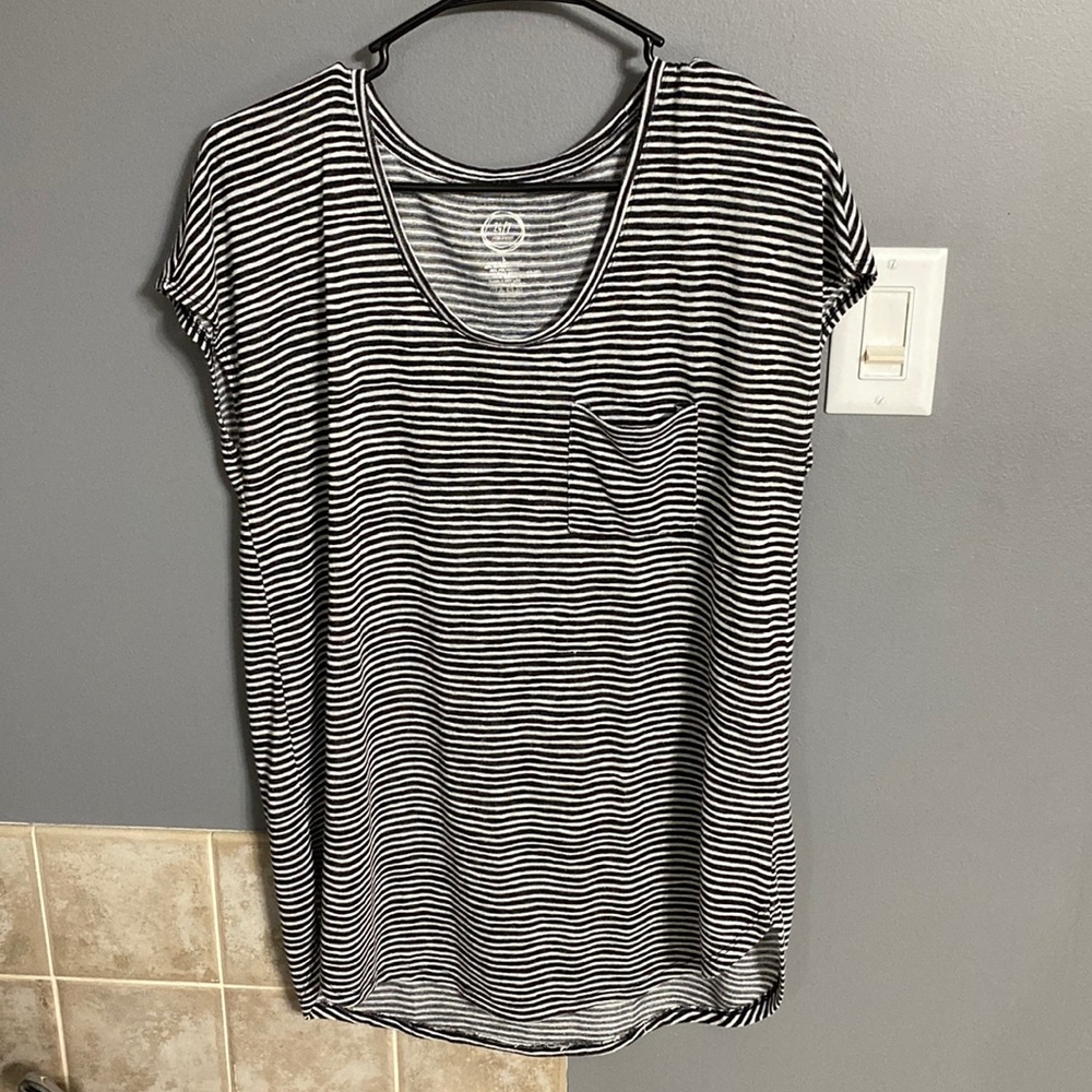 Maurices Tshirt